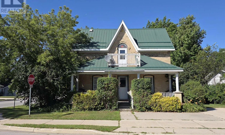 569 Eugenie Street