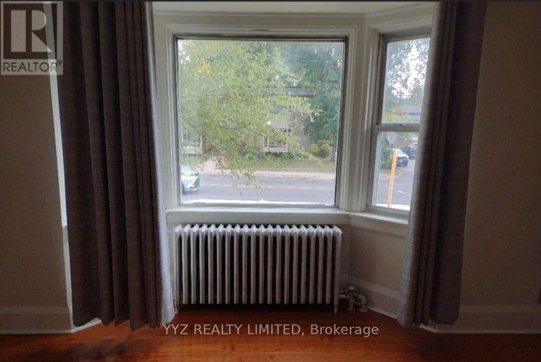 590 Glencairn Avenue W, Toronto, ON, M6B 1Z4 - 8