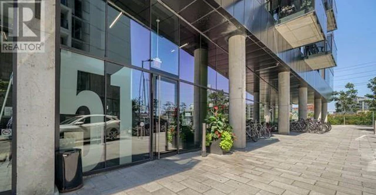 1105-51 Trolley Crescent, Toronto, ON, M5A 0E9 - 2