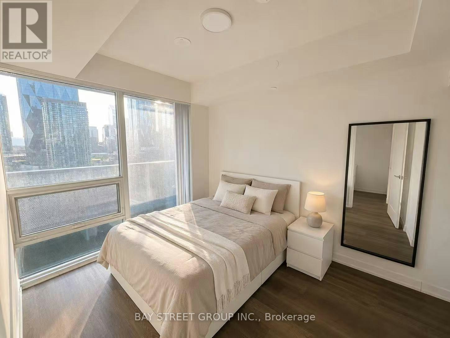 1816-55 Cooper Street W, Toronto, ON, M5E 0G1 - 4