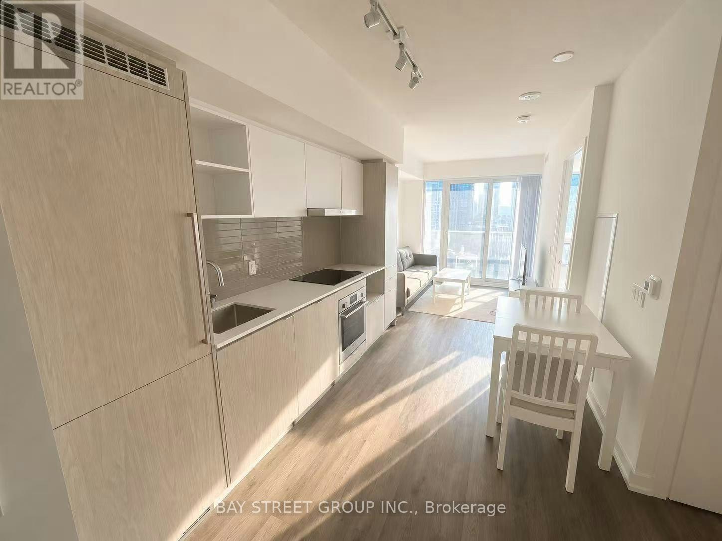 1816-55 Cooper Street W, Toronto, ON, M5E 0G1 - 2
