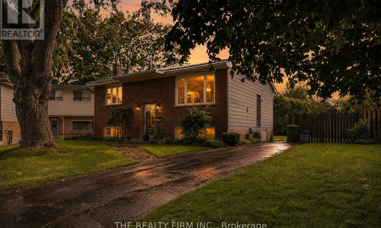 38 Taylor Crescent