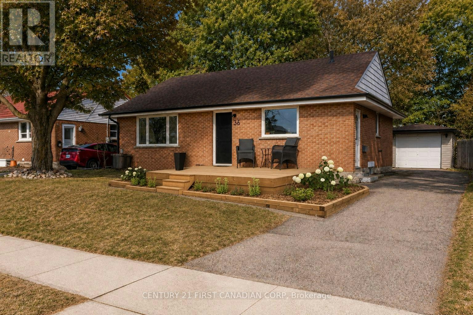 36 Edgewood Drive, Kitchener, ON, N2M 2A1