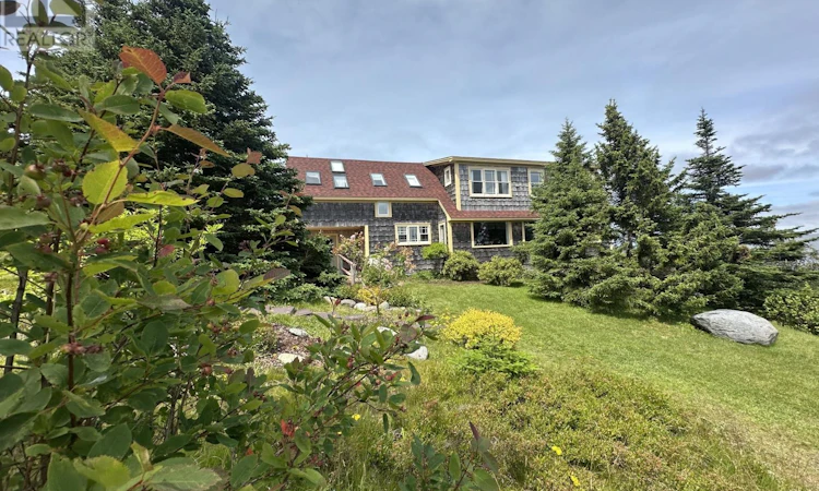 32 Mill Road