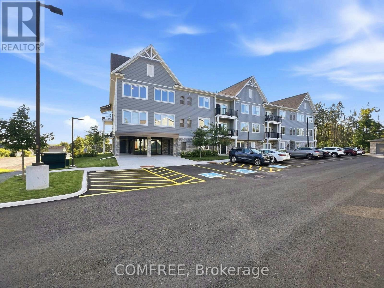 301-19 Hampton Lane, Smith-Ennismore-Lakefield, ON, K0L 2H0