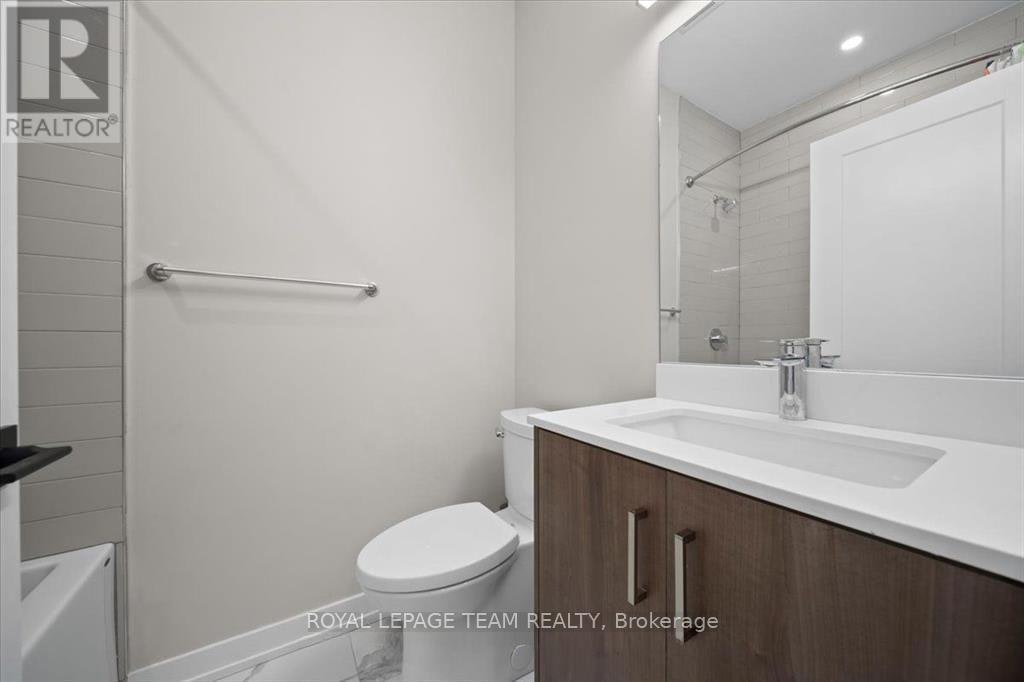 D-304 Lanark Avenue, Ottawa, ON, K1Z 6R5 - 12