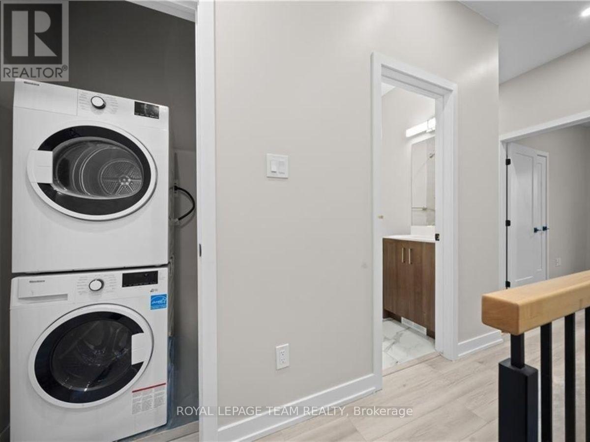 D-304 Lanark Avenue, Ottawa, ON, K1Z 6R5 - 11
