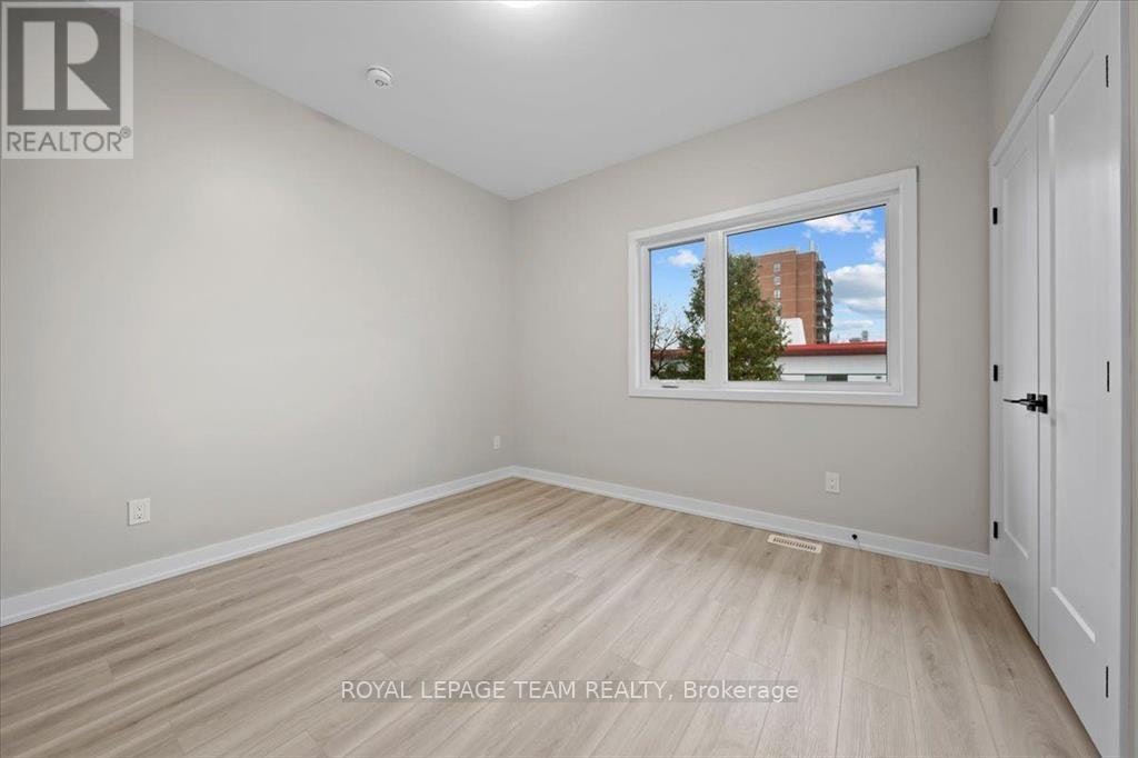 D-304 Lanark Avenue, Ottawa, ON, K1Z 6R5 - 14