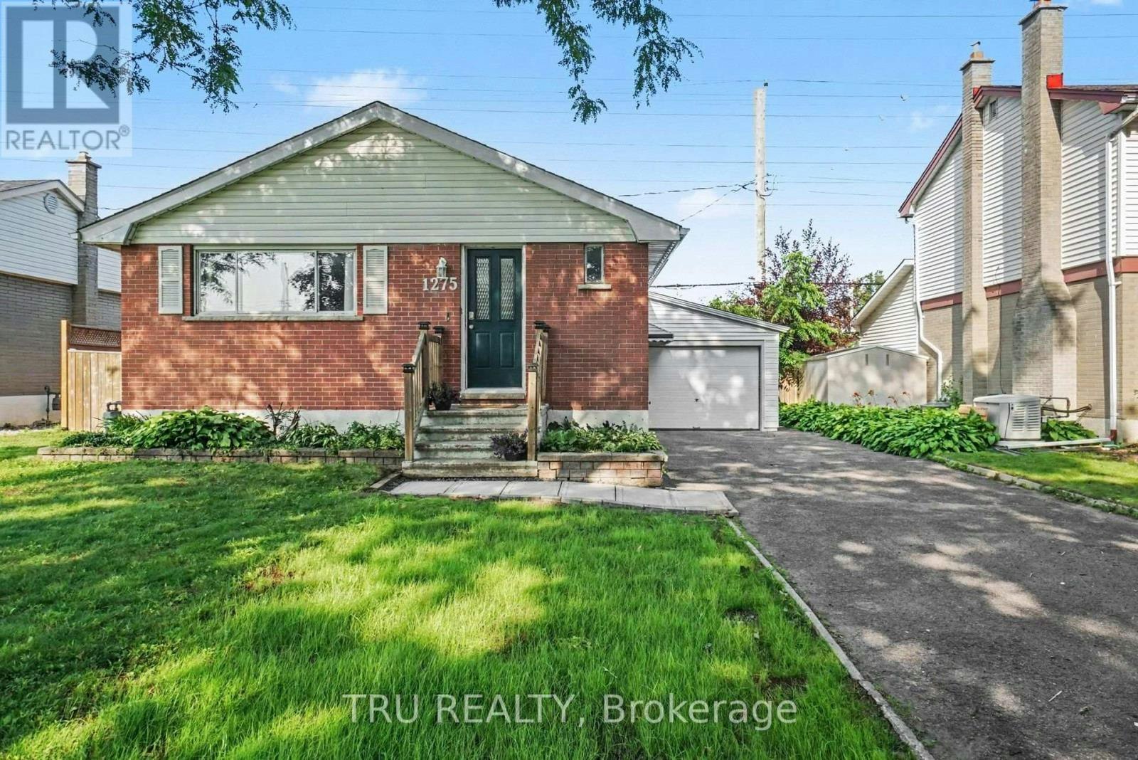 1275 Woodside Drive, Ottawa, ON, K2C 2H1