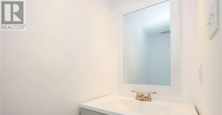 121 Erin Crescent, Ottawa, ON, K1V 9Z3 - 13