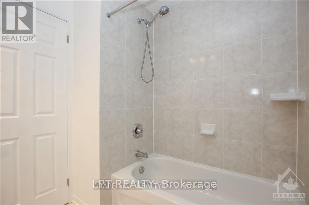 121 Erin Crescent, Ottawa, ON, K1V 9Z3 - 23