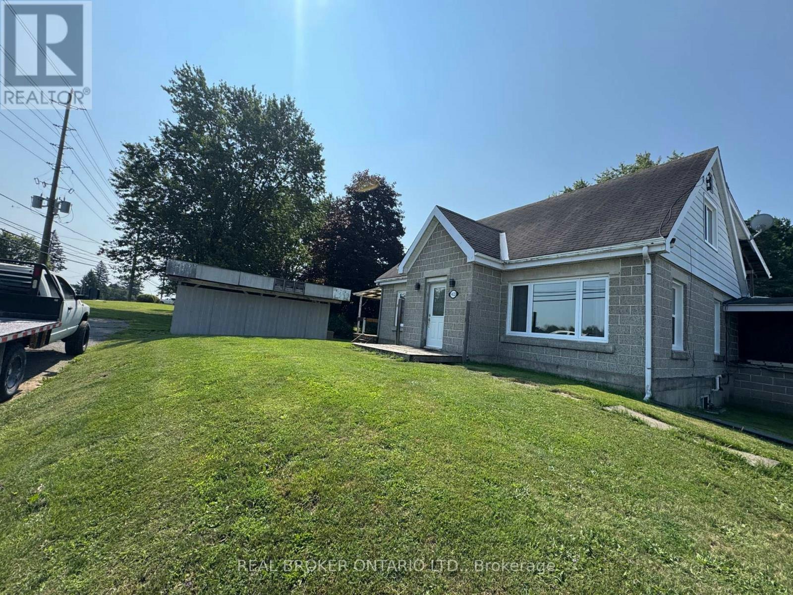 4020 29 County Road, Elizabethtown, ON, K6V 5T4 - 6