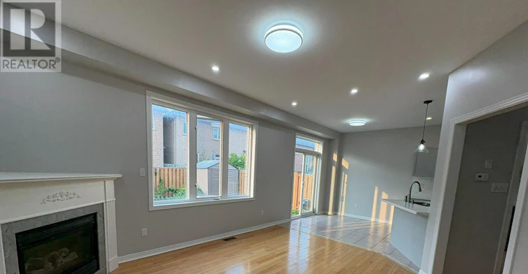 34 Whitford Road, Markham, ON, L6C 2J2 - 11