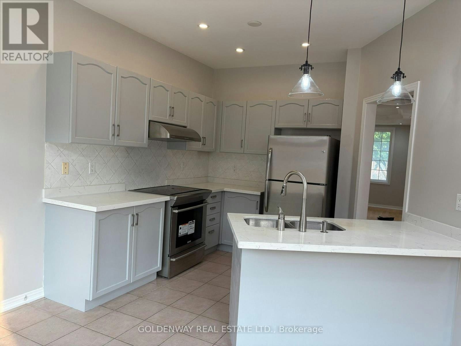 34 Whitford Road, Markham, ON, L6C 2J2 - 5