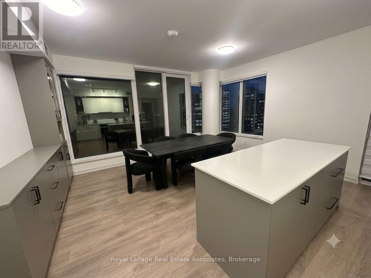 1285 Dupont Street, Toronto, ON, M6H 0E3 - 12