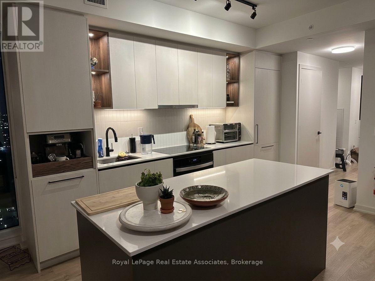1285 Dupont Street, Toronto, ON, M6H 0E3 - 5
