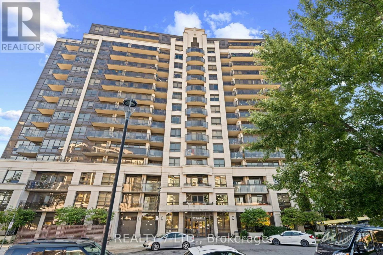323-1070 Sheppard Avenue W, Toronto, ON, M3J 0G8 - 2