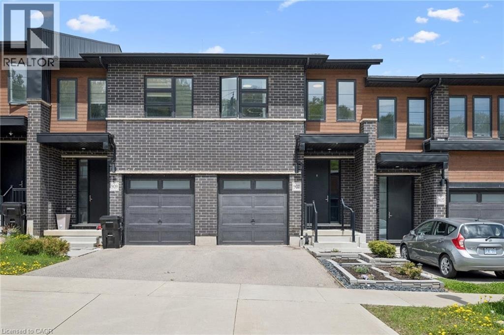 907 Robert Ferrie Drive