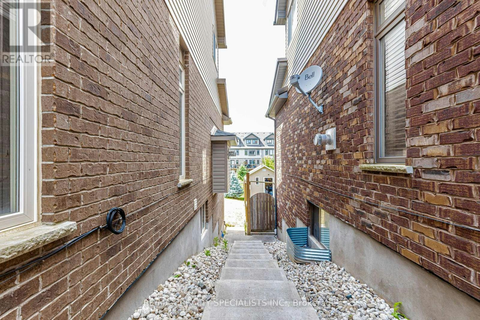 MAIN & UPPER-117 Norma Crescent, Guelph, ON, N1E 0K5 - 38