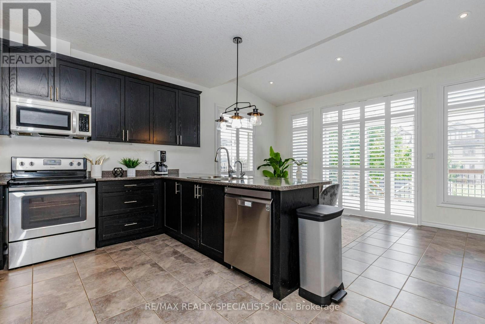 MAIN & UPPER-117 Norma Crescent, Guelph, ON, N1E 0K5 - 12