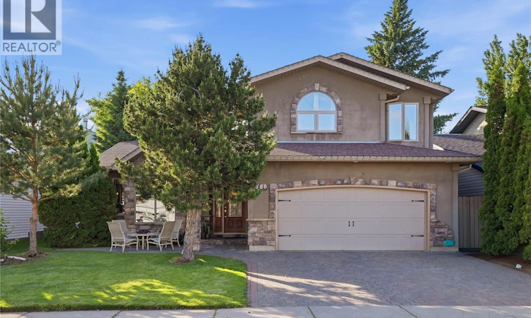 506 Vincent Crescent