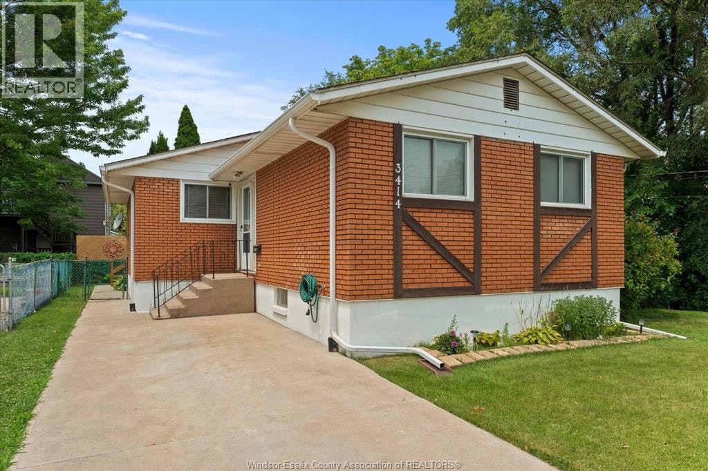 3414 Harris Street, Windsor, ON, N9C 1N5