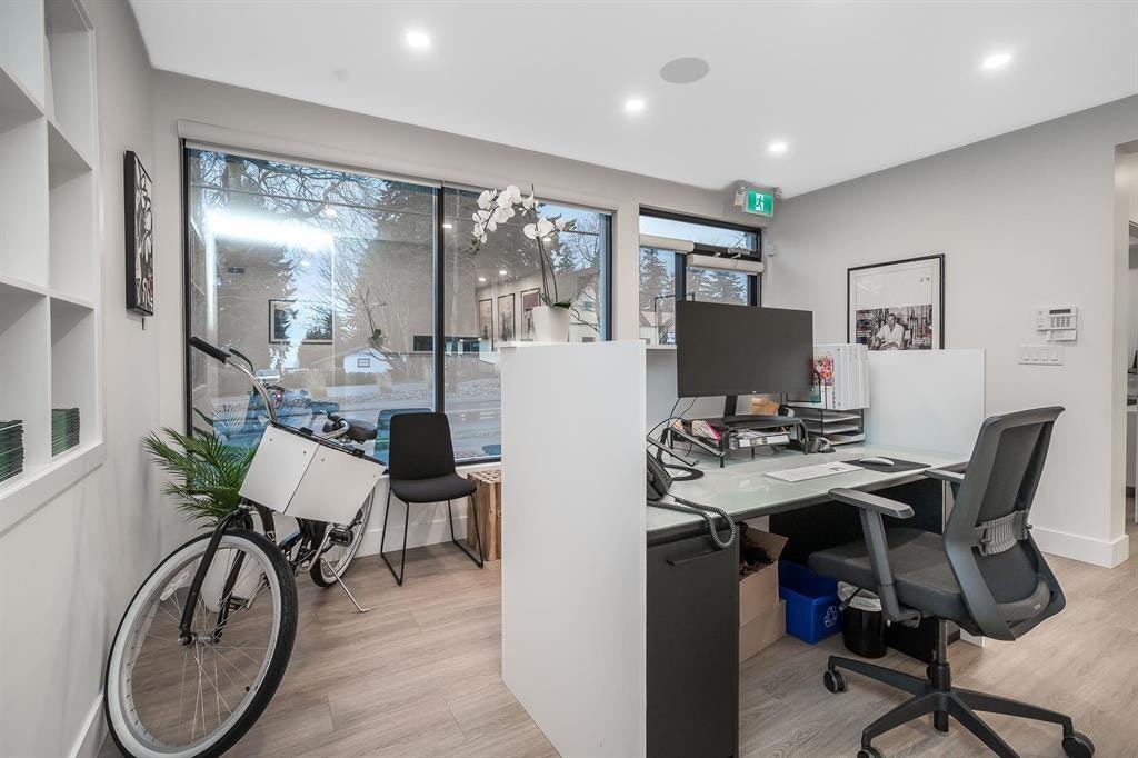 1554 128 Street - 5
