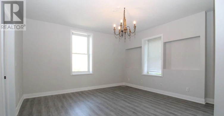 4-291 Stewart Street, Peterborough, ON, K9J 3N2 - 8