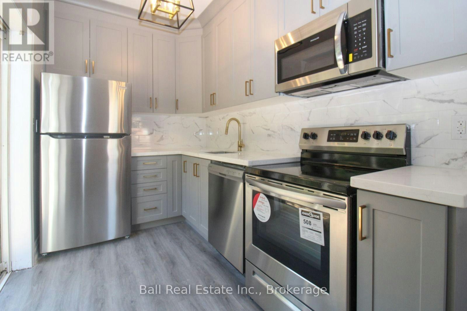 4-291 Stewart Street, Peterborough, ON, K9J 3N2 - 2