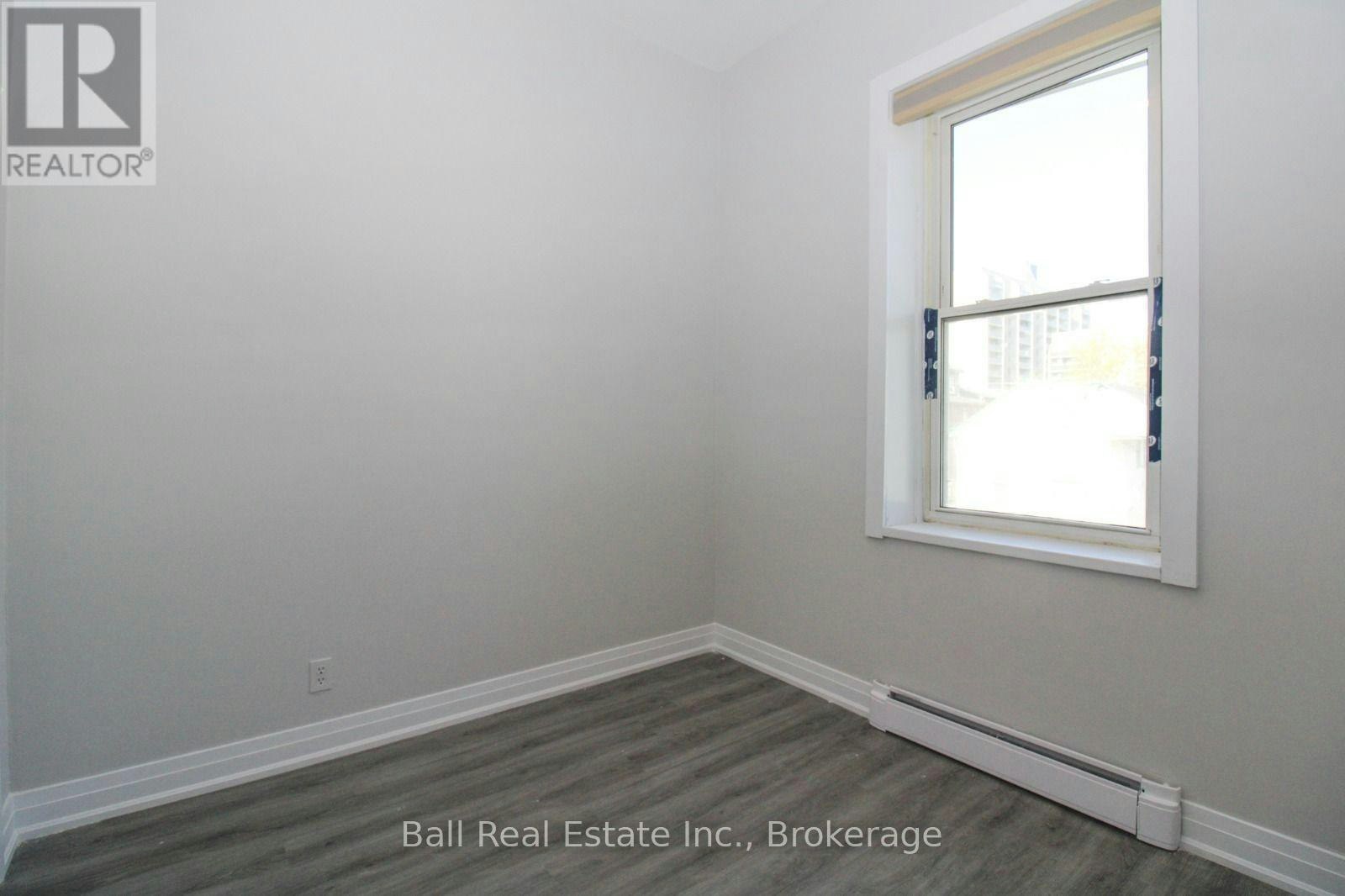 4-291 Stewart Street, Peterborough, ON, K9J 3N2 - 7