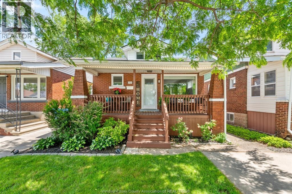 2322 Lillian Avenue, Windsor, ON, N8X 4B3