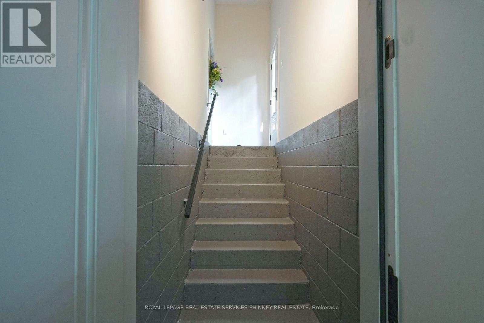 1413 Queen Victoria Avenue, Mississauga, ON, L5H 3H2 - 21
