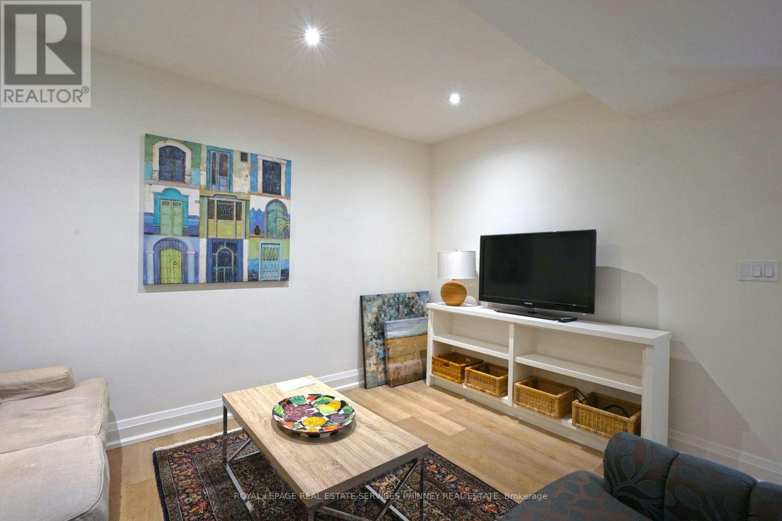 1413 Queen Victoria Avenue, Mississauga, ON, L5H 3H2 - 5