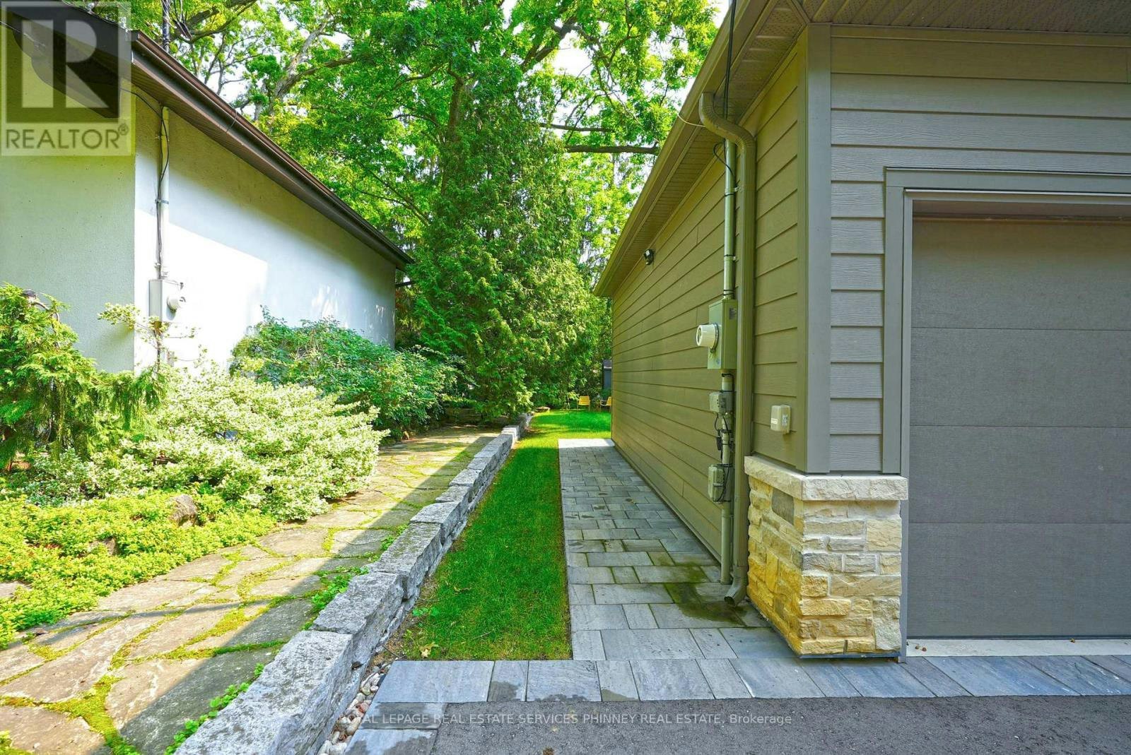 1413 Queen Victoria Avenue, Mississauga, ON, L5H 3H2 - 27