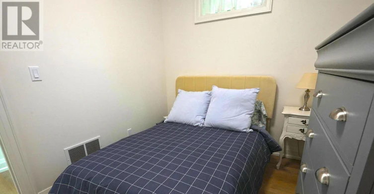 1413 Queen Victoria Avenue, Mississauga, ON, L5H 3H2 - 15