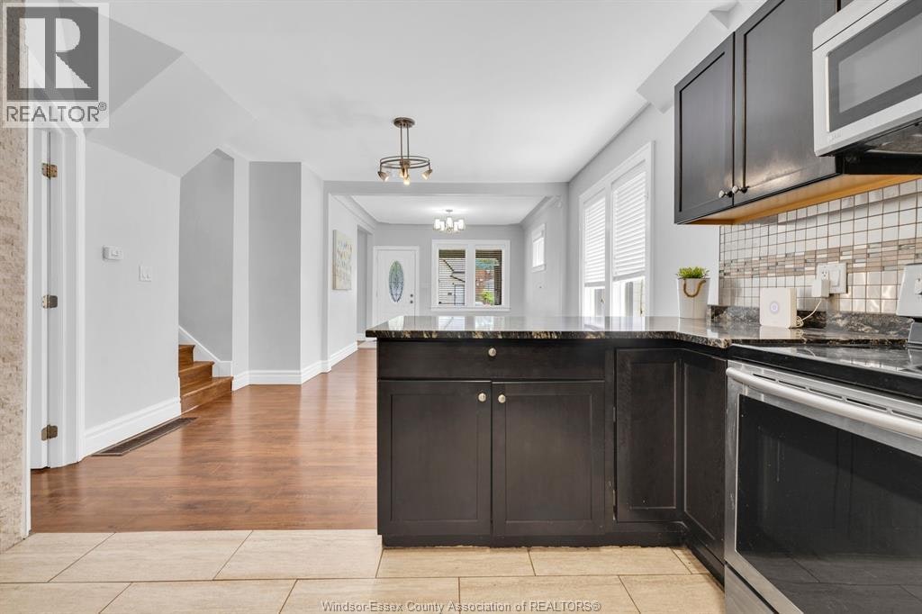 1341 Mckay, Windsor, ON, N9B 2B1 - 6