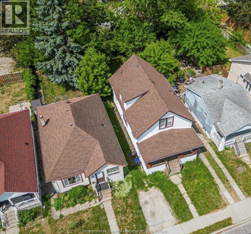 1341 Mckay, Windsor, ON, N9B 2B1 - 2