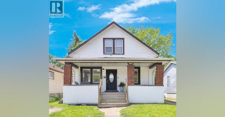 1341 Mckay, Windsor, ON, N9B 2B1