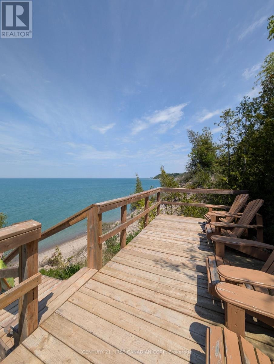 28-79681 Bluewater Highway, Central Huron, ON, N7A 3X8