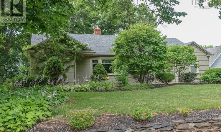 108 Marsters Avenue