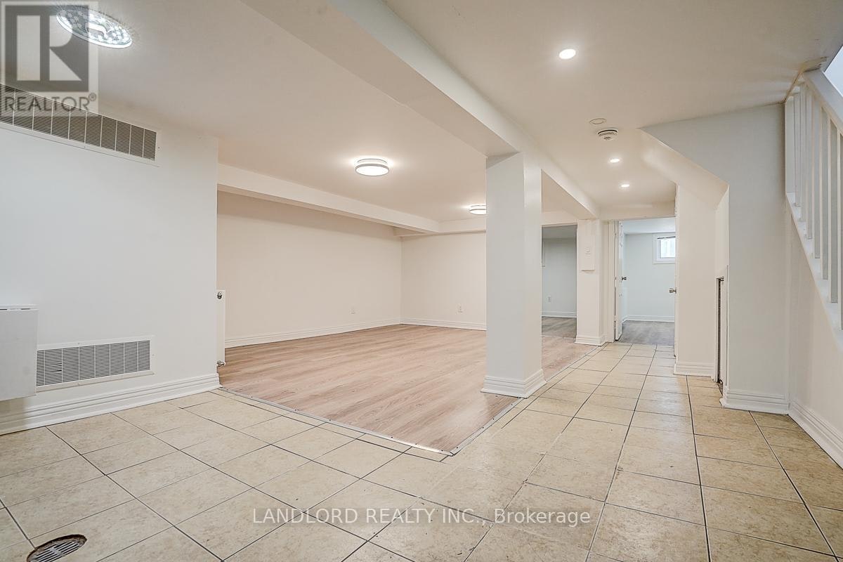 LOWER-79 O'connor Drive, Toronto, ON, M4K 2K4 - 21