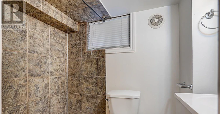 LOWER-79 O'connor Drive, Toronto, ON, M4K 2K4 - 37