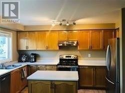 4465 Victory Court, Burlington, ON, L7L 6J6 - 3