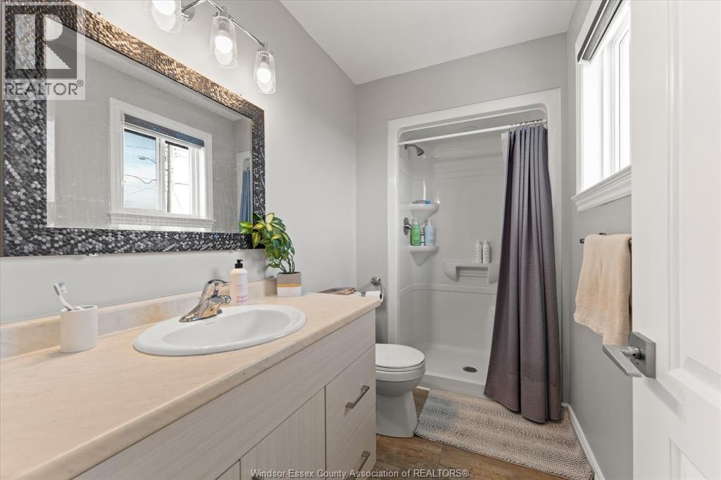 3185 Viola Crescent, Windsor, ON, N8N 0A2 - 12