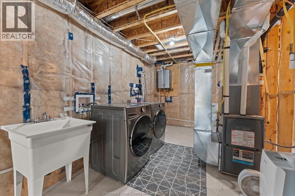 3185 Viola Crescent, Windsor, ON, N8N 0A2 - 14