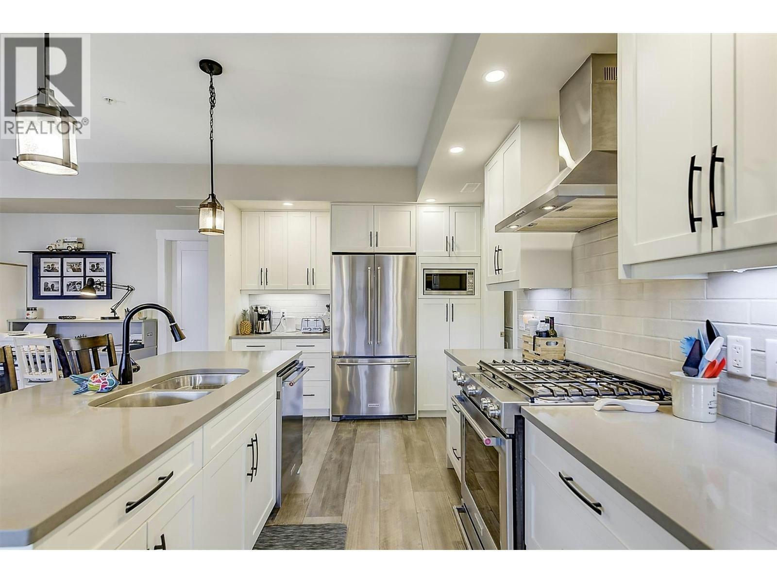 222-4000 Redstone Crescent, Peachland, BC, V0H 1X5