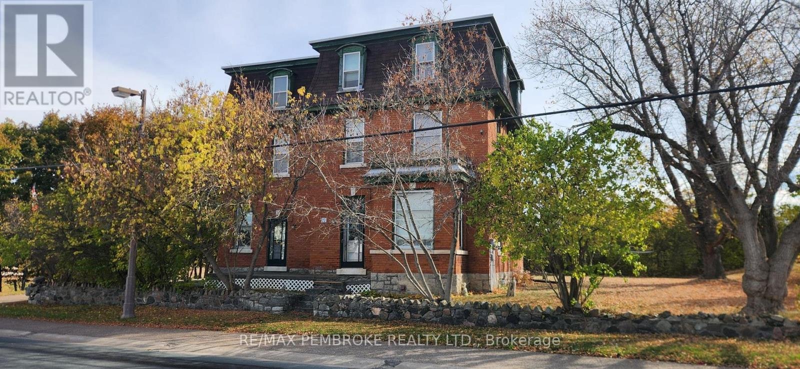 77 Main Street, Whitewater Region, ON, K0J 1K0