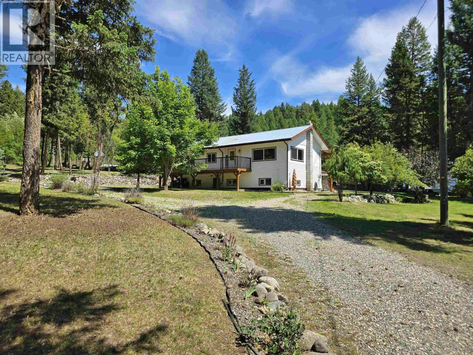 2435 Sandberg Road, Williams Lake, BC, V2G 4W5
