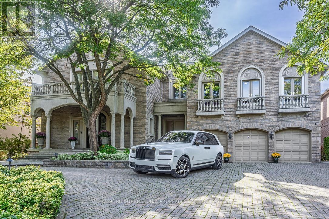 32 Arjay Crescent, Toronto, ON, M2L 1C7