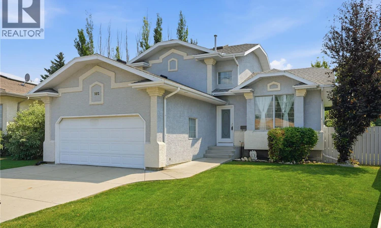 502 Scissons Crescent